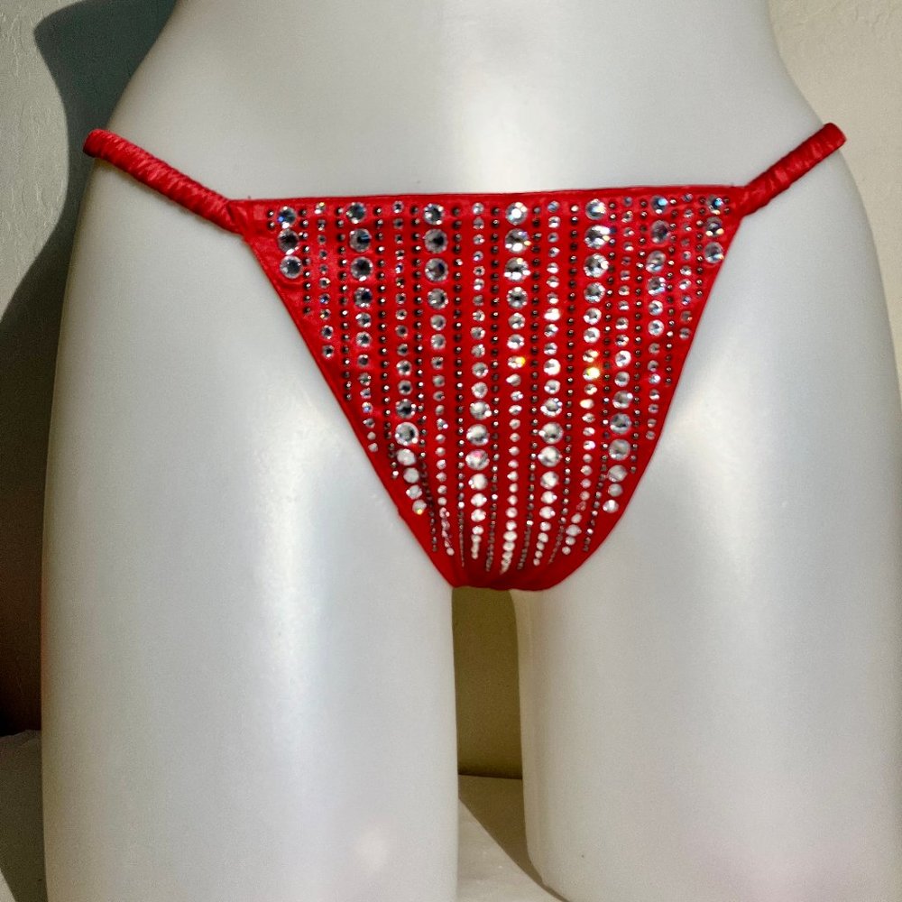 Victoria's Secret Bombshell Rhinestone Shine Red Thong S NWT